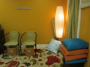 CORNER LAMP & CHAIRS